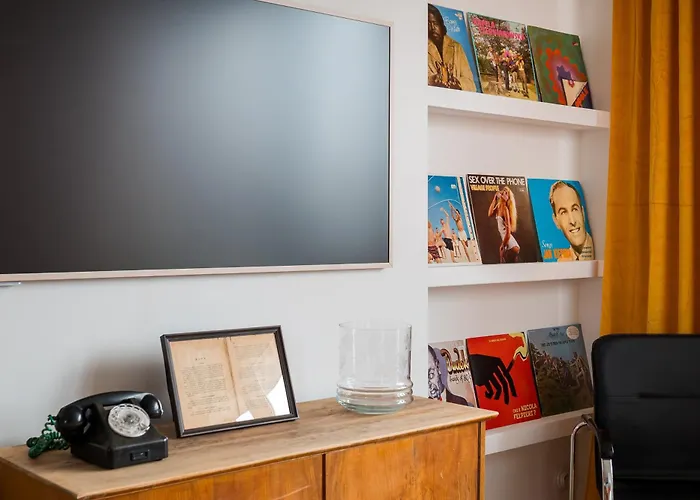 Wilcza Retro Journey By Bookinghost Apartament Warszawa