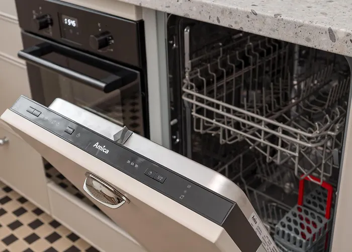 Wilcza Retro Journey By Bookinghost * Varsavia